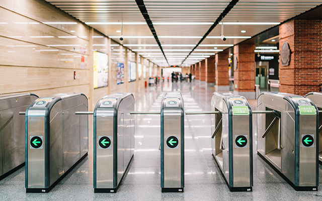 國產(chǎn)軌交工控機(jī)，AFC自動(dòng)售檢票系統(tǒng)建設(shè)的理想選擇！