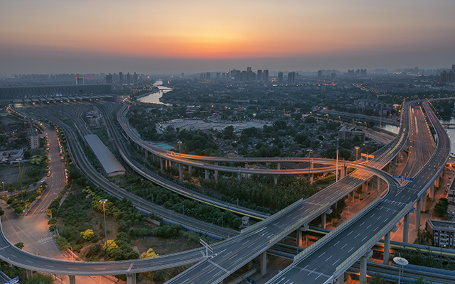 智慧軌交自動售檢票系統的組成，國產工控機為其提供安心！