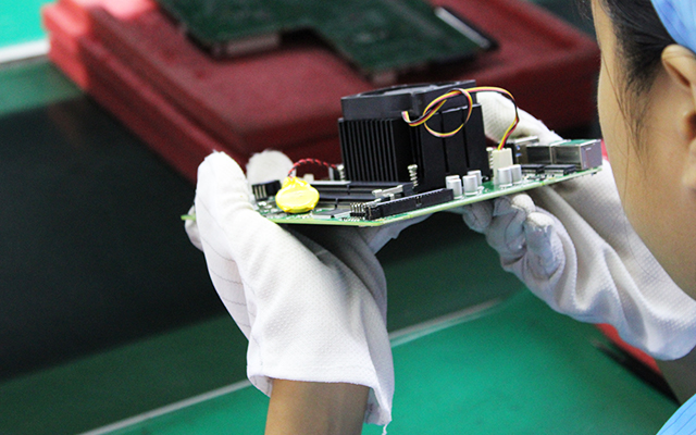 D3000M飛騰主板——強勁芯、多功能接口