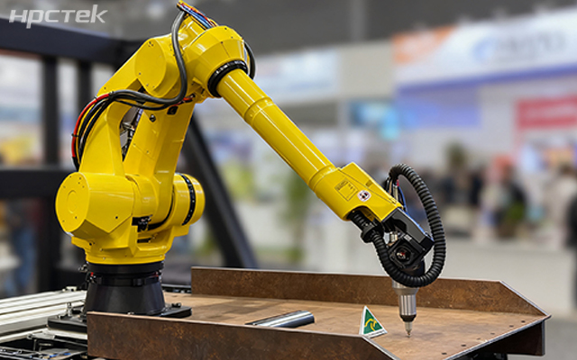 D2000飛騰瘦客戶機，為工業發展提供便捷、高效的核心硬件(圖1)